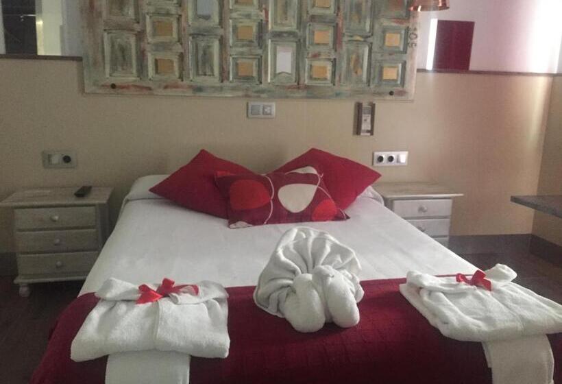 Hostal Boutique Luna De Gavín