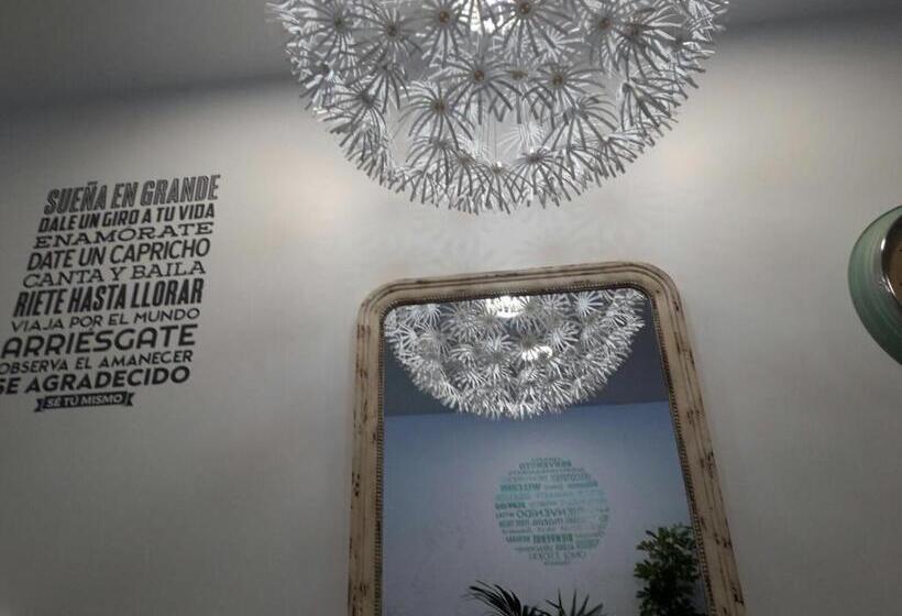 Hostal Boutique Luna De Gavín