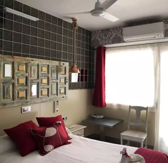 Hostal Boutique Luna De Gavín