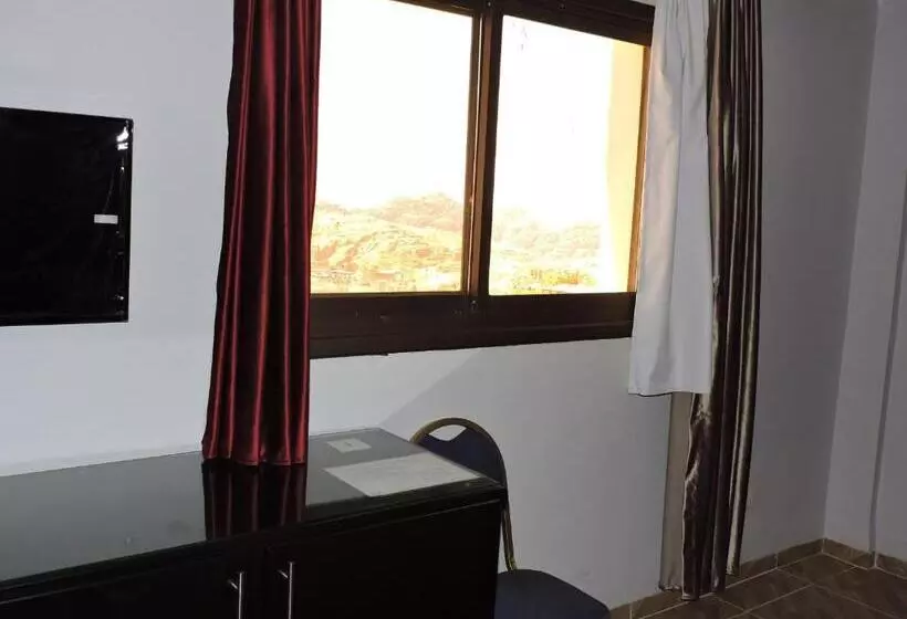 هتل Valentine Inn Luxury