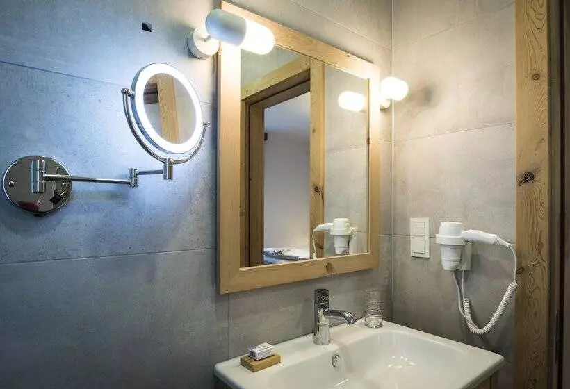 Otel Fiori   Urla
