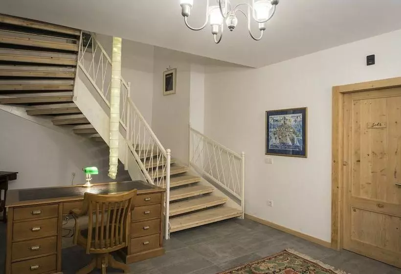 Otel Fiori   Urla