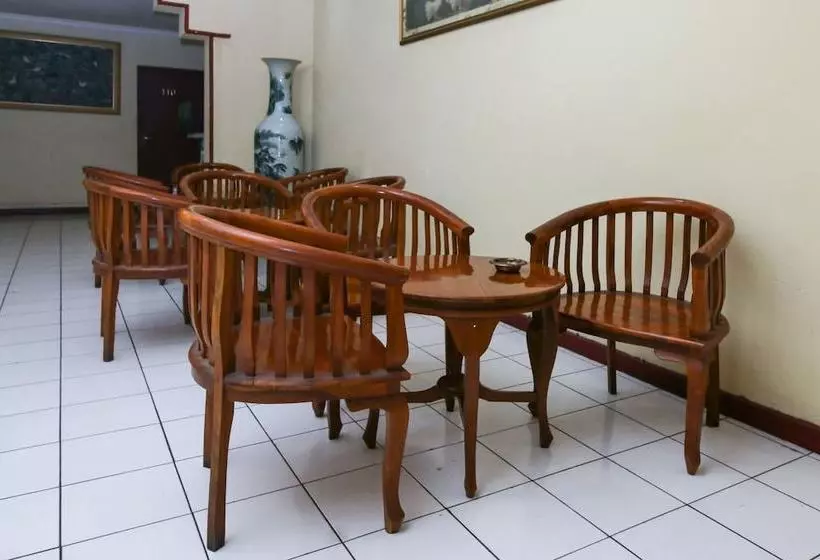 ペンション Airy Eco Wenang Sam Ratulangi 33 Manado