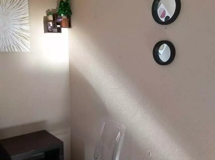 پانسیون Hulela Guest House