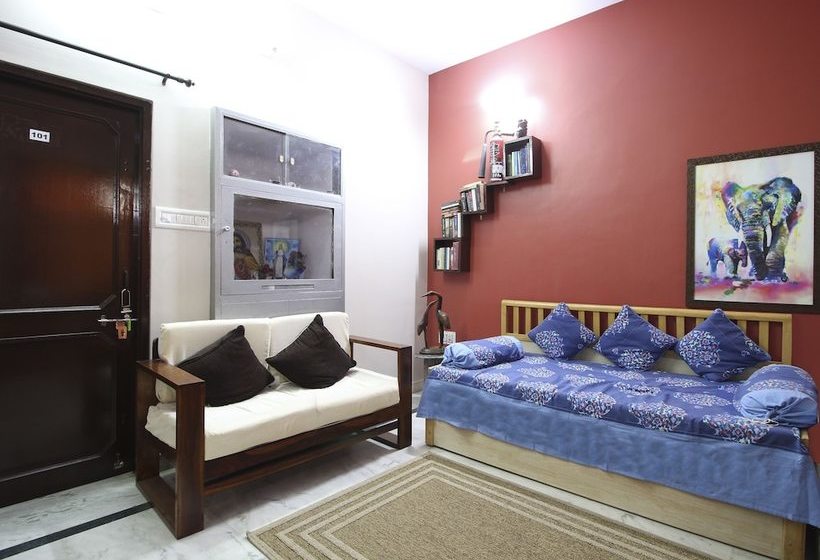 ペンション Michaels Homestay By Oyo Rooms