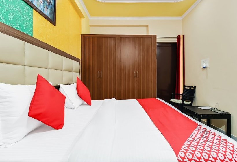 ペンション Michaels Homestay By Oyo Rooms