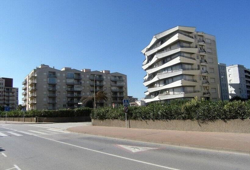 Apartamentos Rocamaura I