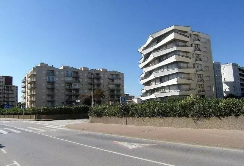 Apartamentos Rocamaura I