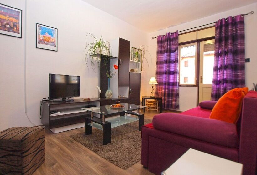 Apartment Luciano 1540