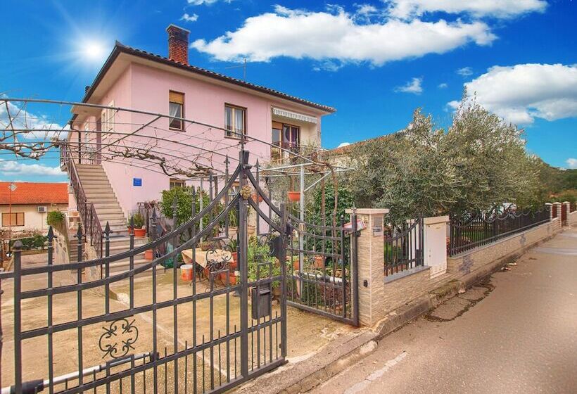 Apartment Luciano 1540