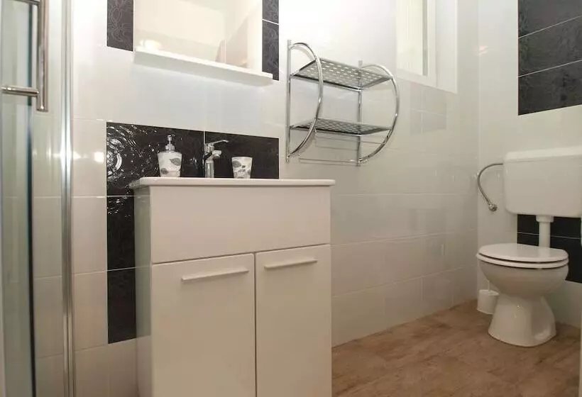 Apartment 1670