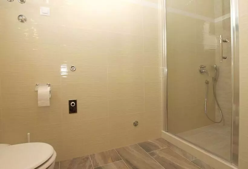 Apartment 1670