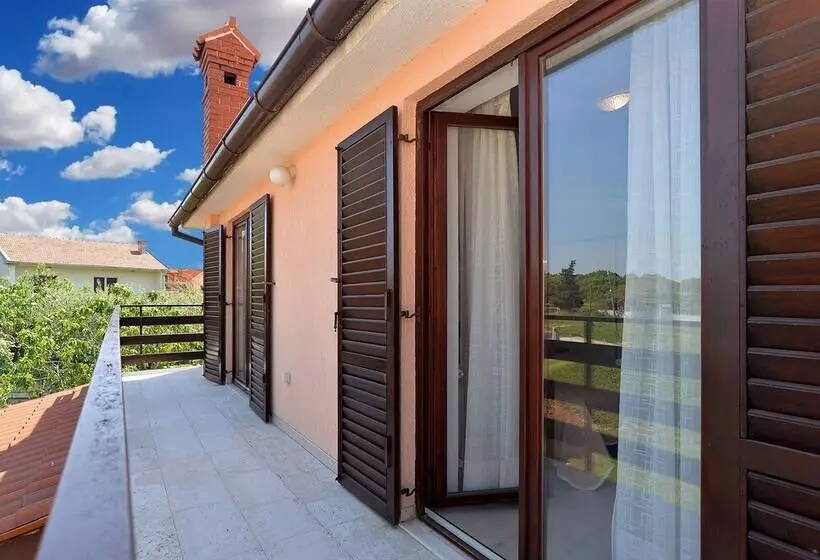 Apartment Gracijela 827