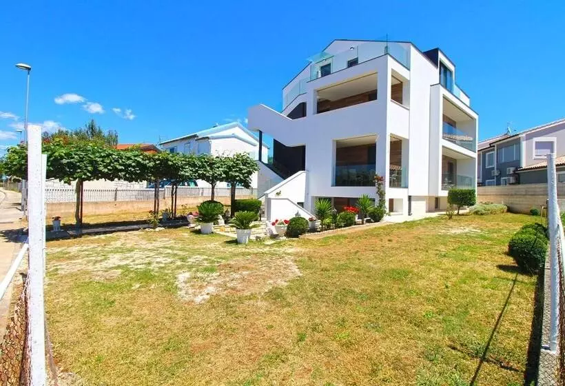 Apartment Dragana 1490