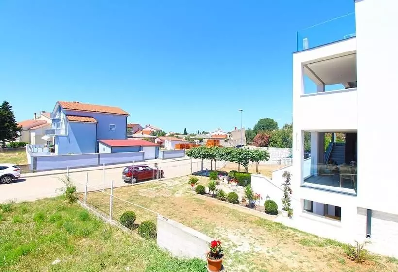 Apartment Dragana 1490