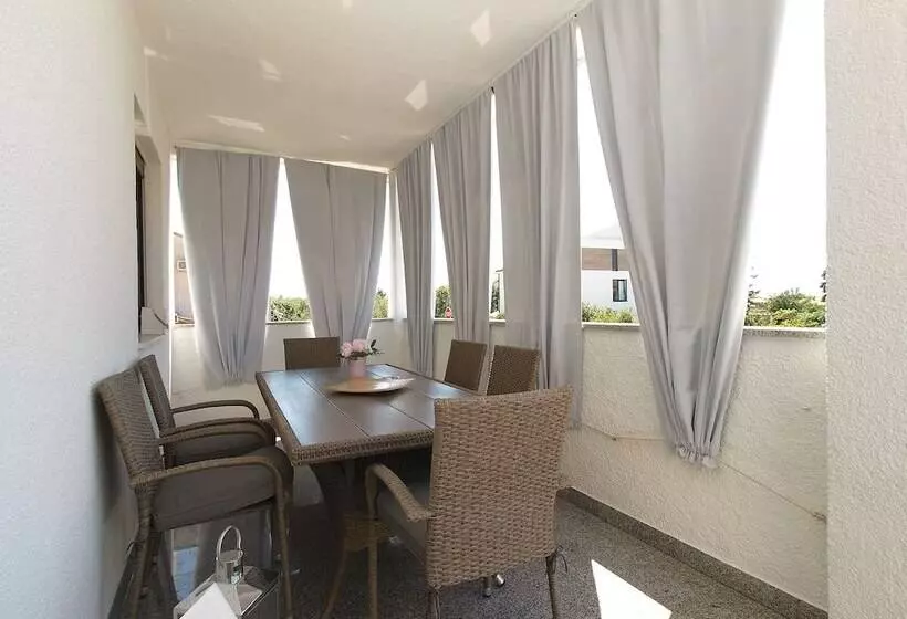 Apartment Dragana 1490