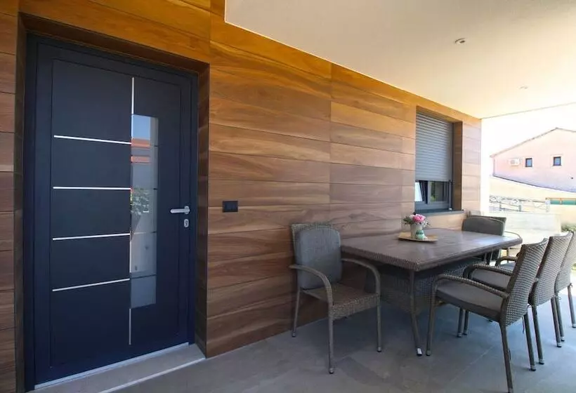 Apartment Dragana 1490