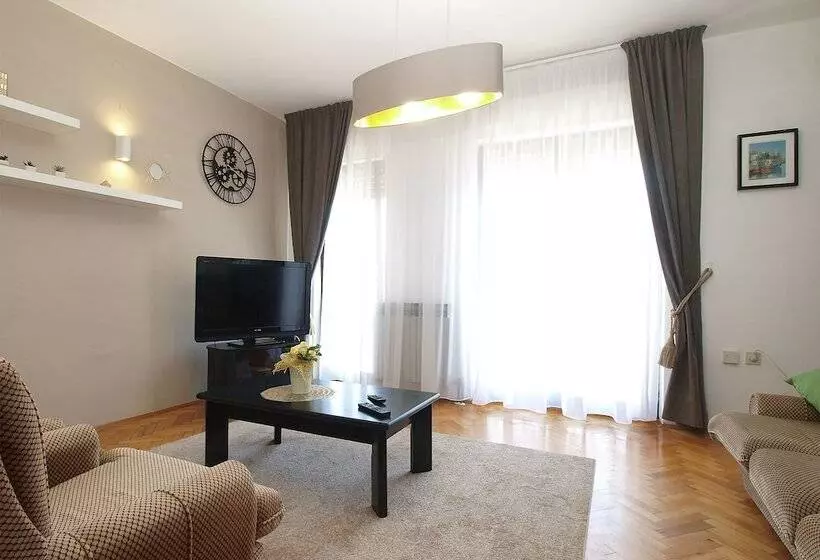 Apartment Dragana 1490