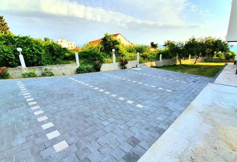 Filip   Sea View   A1