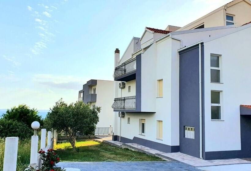 Filip   Sea View   A1