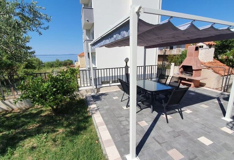 Filip   Sea View   A1