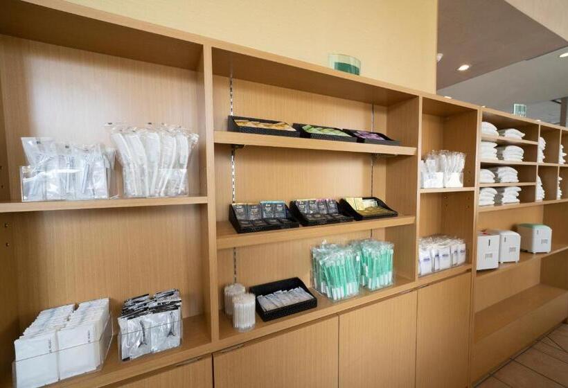 Отель Econo Yokkaichi