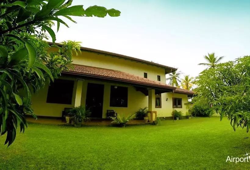 ペンション Airport Villa