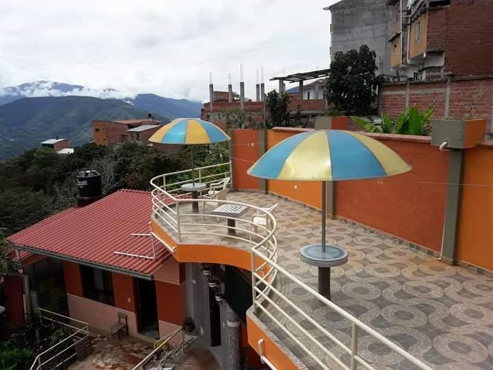 پانسیون Hostal Kurmi Coroico