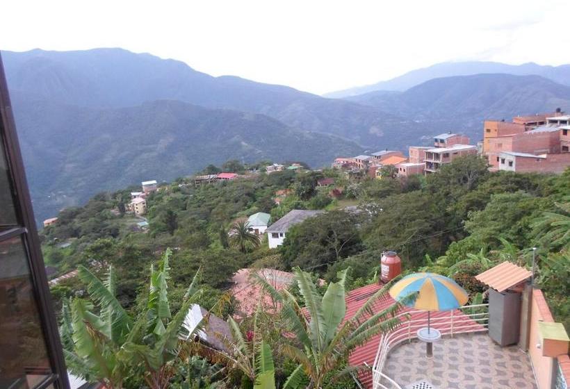 پانسیون Hostal Kurmi Coroico