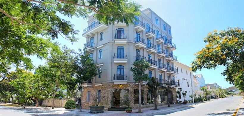 Aha Monaco Hotel Phan Thiet