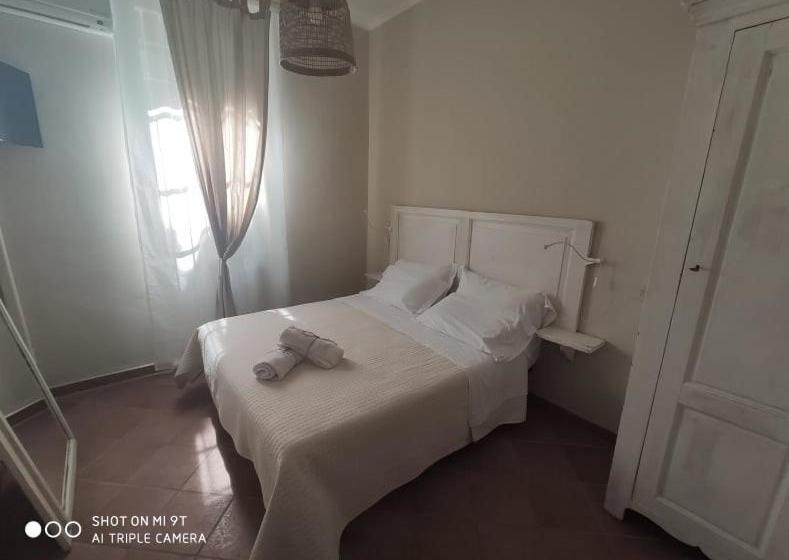 مبيت وإفطار Villa Blanco's