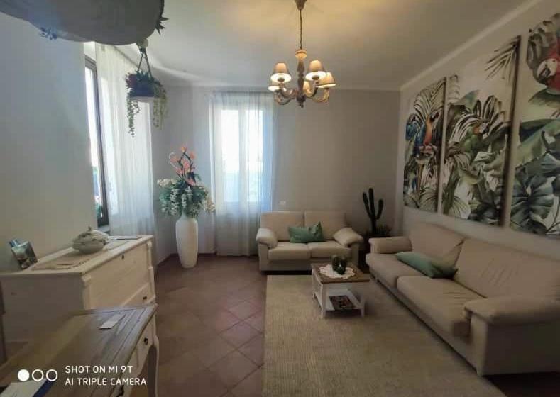 مبيت وإفطار Villa Blanco's