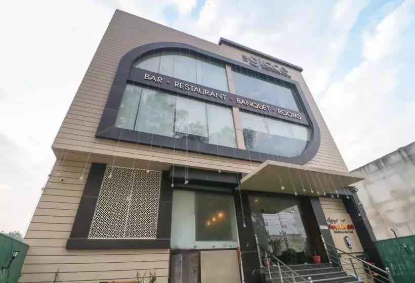 ホテル Townhouse 765 The Grace