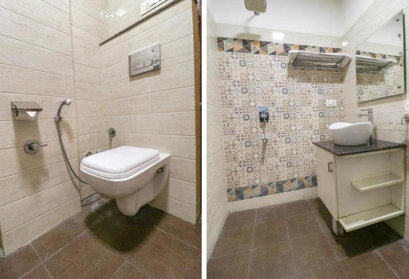 هتل Townhouse 765 The Grace