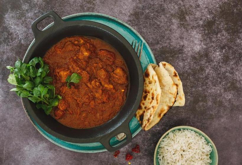 هتل Townhouse 765 The Grace