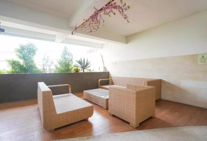 ホテル Oyo Flagship 2261 Pp Properti Pavilion Permata