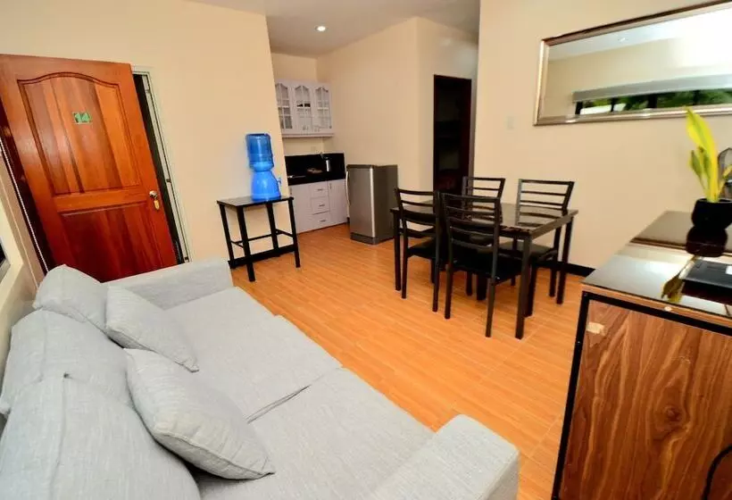 هتل Tatay Seseng S Apartment