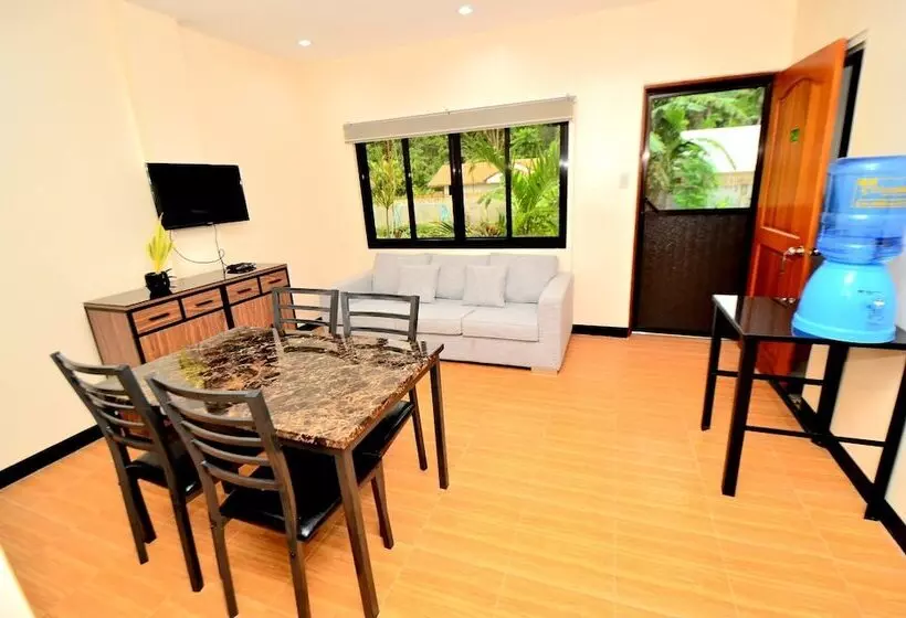 هتل Tatay Seseng S Apartment