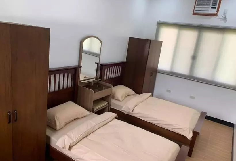 هتل Tatay Seseng S Apartment
