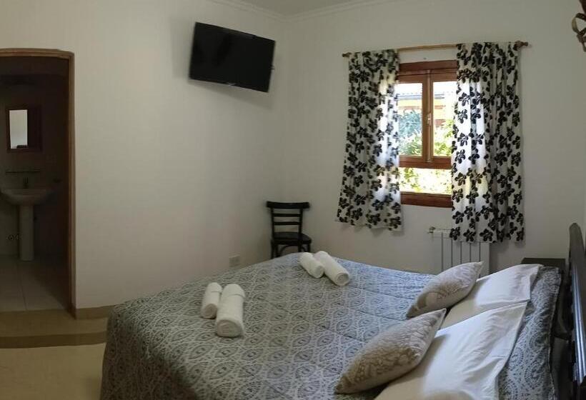 هتل Las Tejuelas   B&b Patagónico