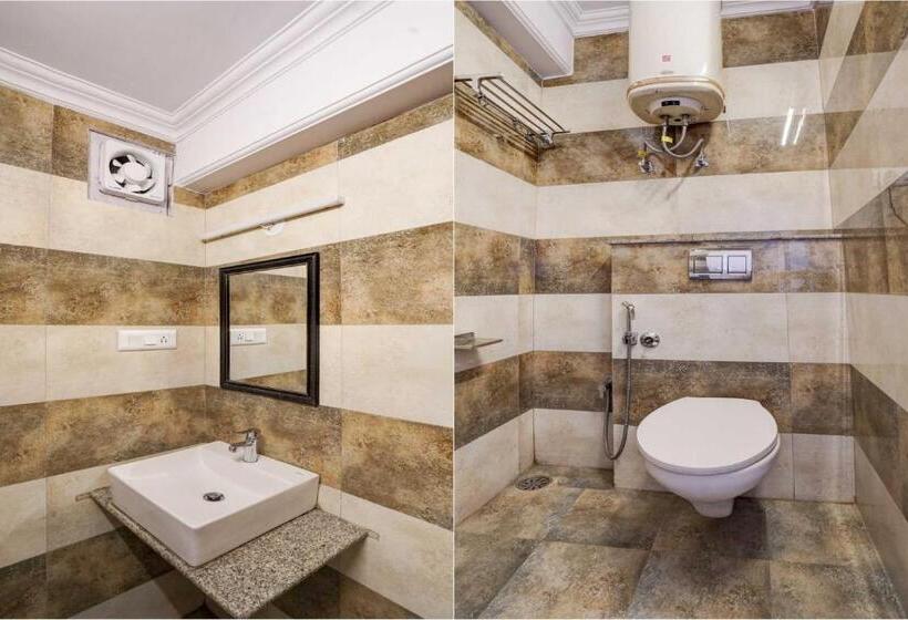 Hotell Spot On 62709 Rainbow