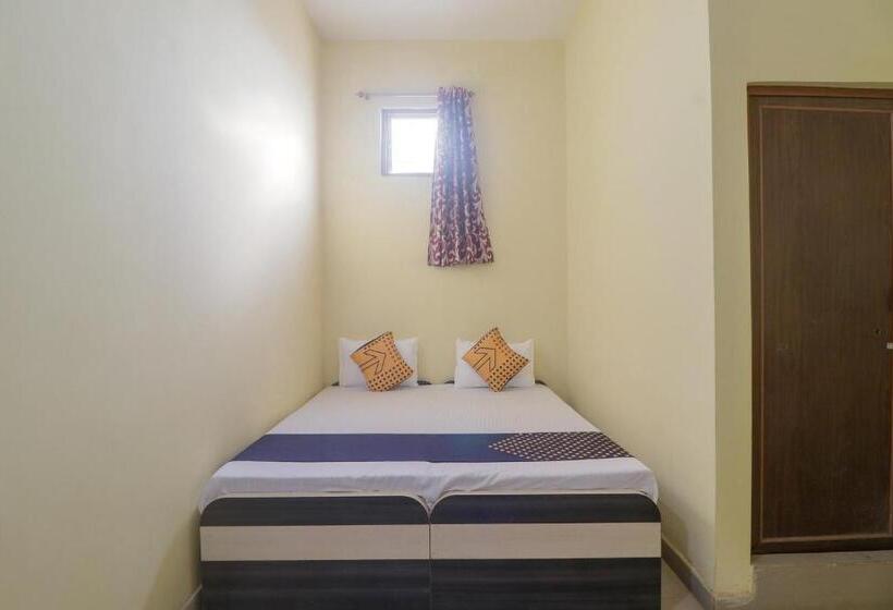 Hotell Spot On 62709 Rainbow