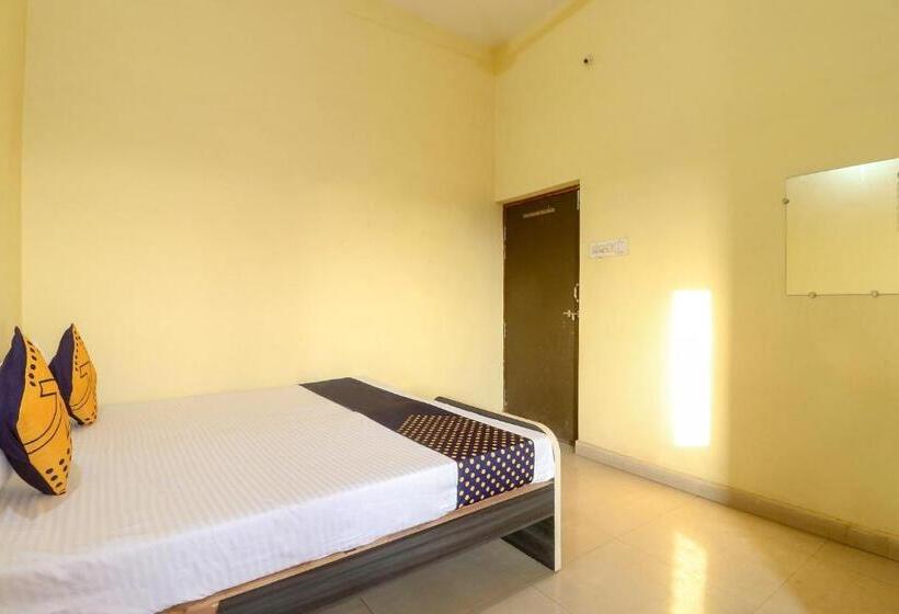 Hotell Spot On 62709 Rainbow