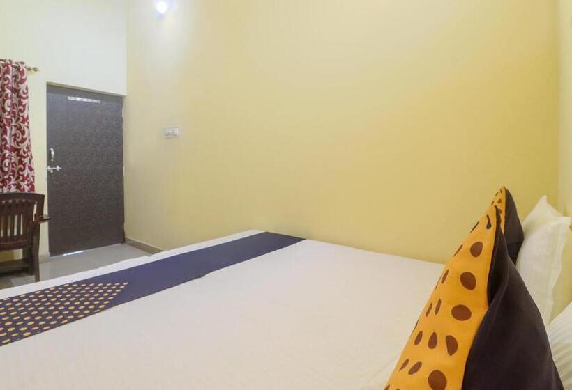 Hotell Spot On 62709 Rainbow