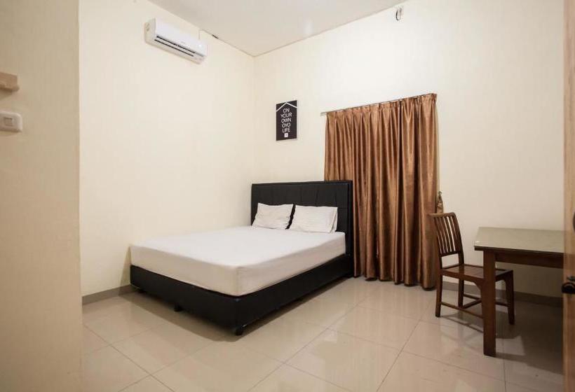 فندق Oyo Life 2091 Aldjafira Homestay Setiabudi Syariah