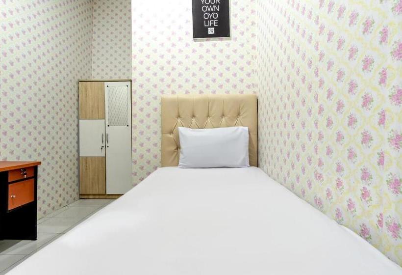 فندق Oyo Life 2091 Aldjafira Homestay Setiabudi Syariah