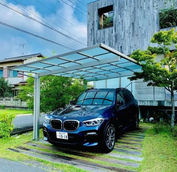 Majatalo Guest House Maison De Stuffmarket