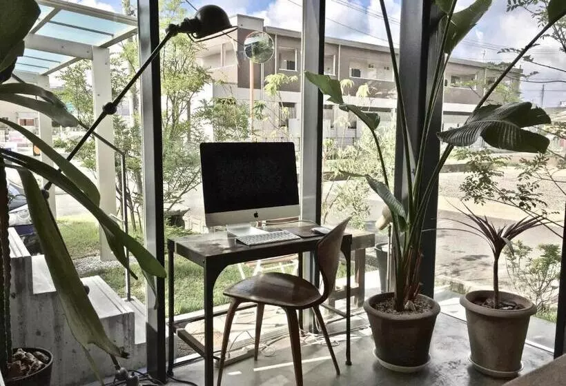 Majatalo Guest House Maison De Stuffmarket