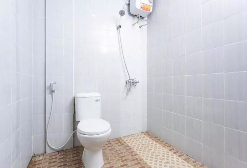 Majatalo Reddoorz Hostel @ Malang City Center 2