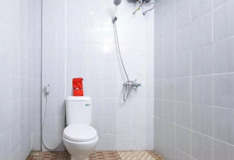 Majatalo Reddoorz Hostel @ Malang City Center 2